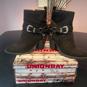 Unionbay black boots size 9
